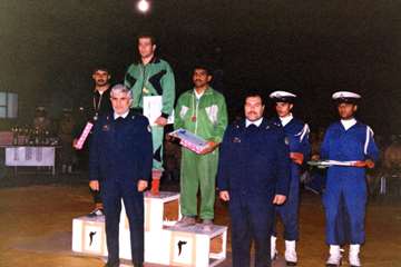  شهید منصور ستاری در جمع ورزشکاران و قهرمانان ورزشی نهاجا